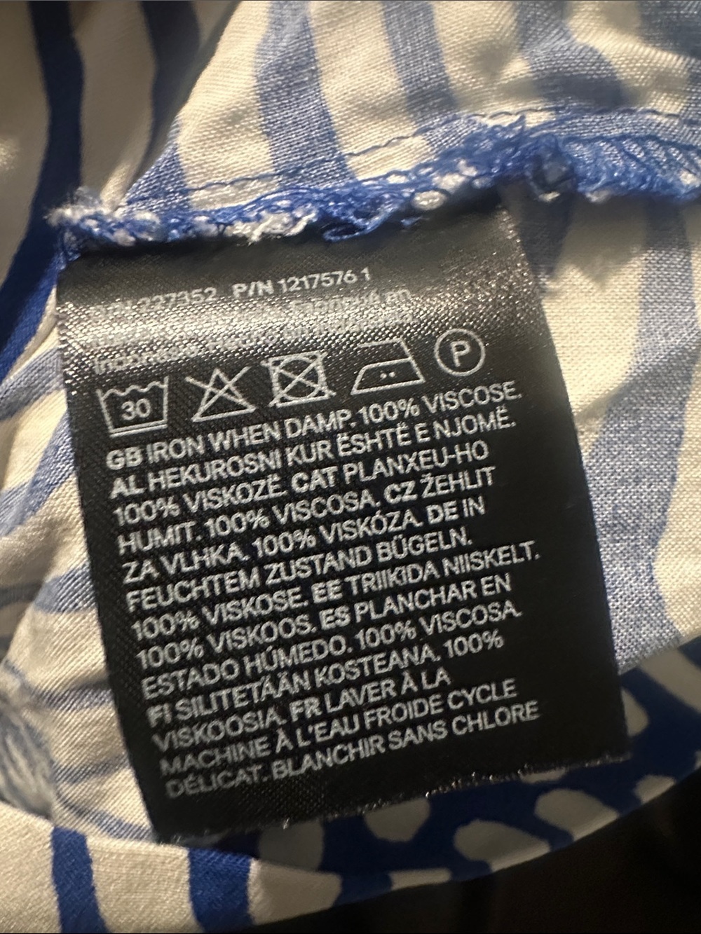 H&M Blue and White Printed Maxi Dress - Picture 6 of 9